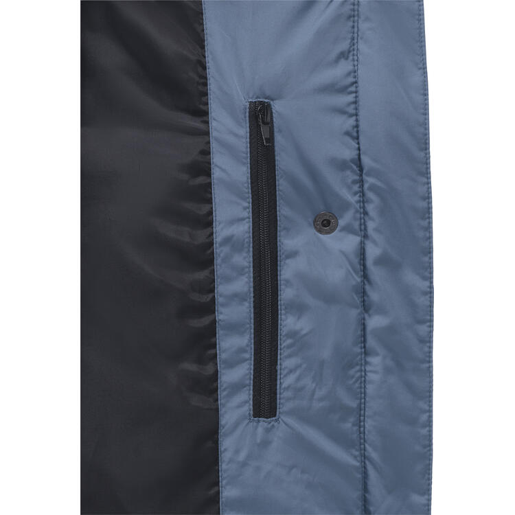 Auf diesem Bild sehen Sie Patsy & Lou Damen Steppmantel lang in der Farbe mittelblau