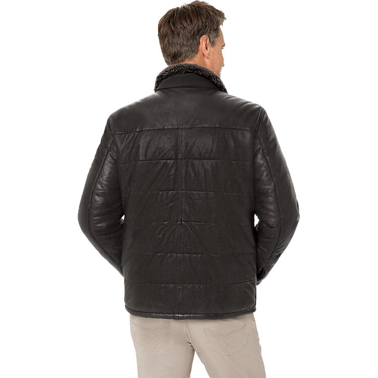 Auf diesem Bild sehen Sie Bugatti Herren Leder-Steppjacke in der Farbe dunkelbraun