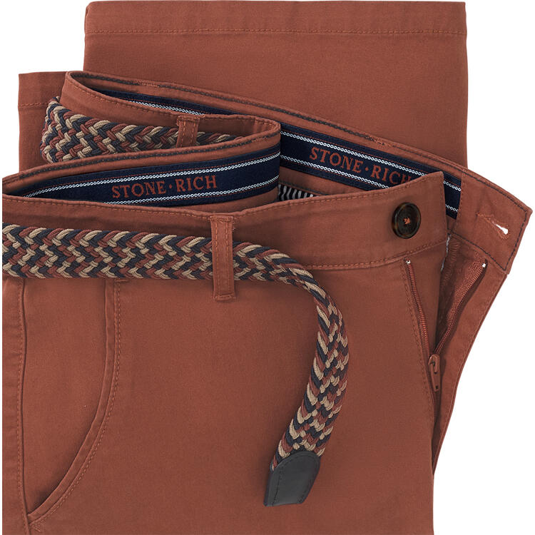 Stone Rich Freizeitbermudas mit Grtel