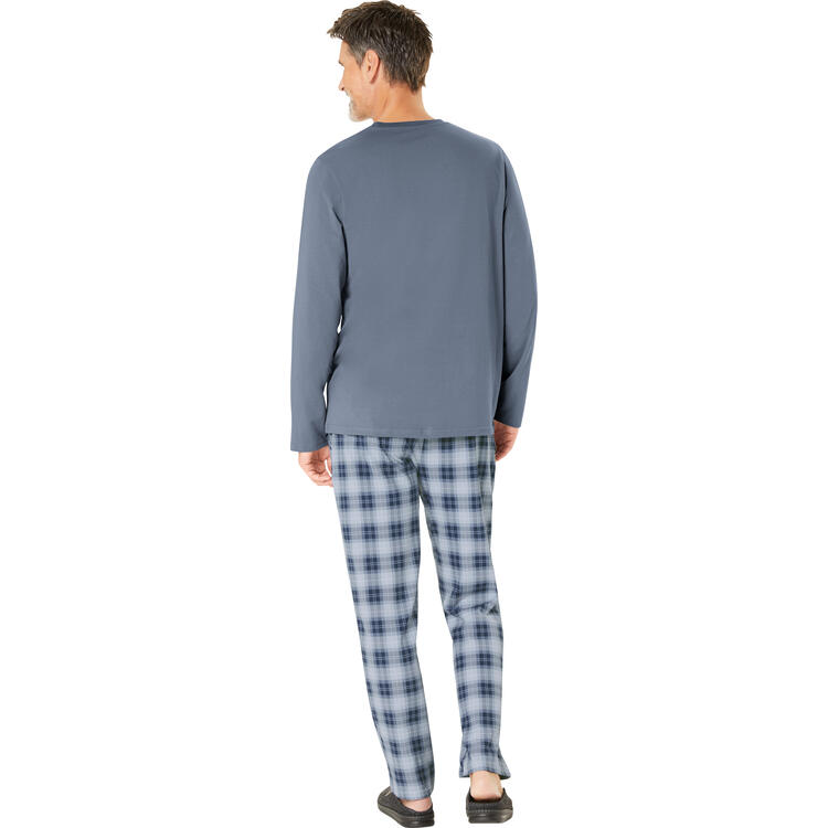 Auf diesem Bild sehen Sie Pierre Cardin Herren Pyjama lang in der Farbe blau