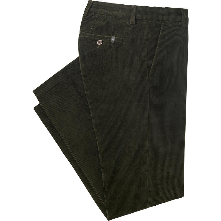 Auf diesem Bild sehen Sie Jacques Britt Herren Genua Cordhose  in der Farbe gr�n