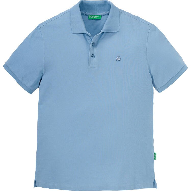 Auf diesem Bild sehen Sie Benetton Poloshirt kurzarm unisex, unifarben aus 100% Baumwolle&nbsp; in der Farbe hellblau
