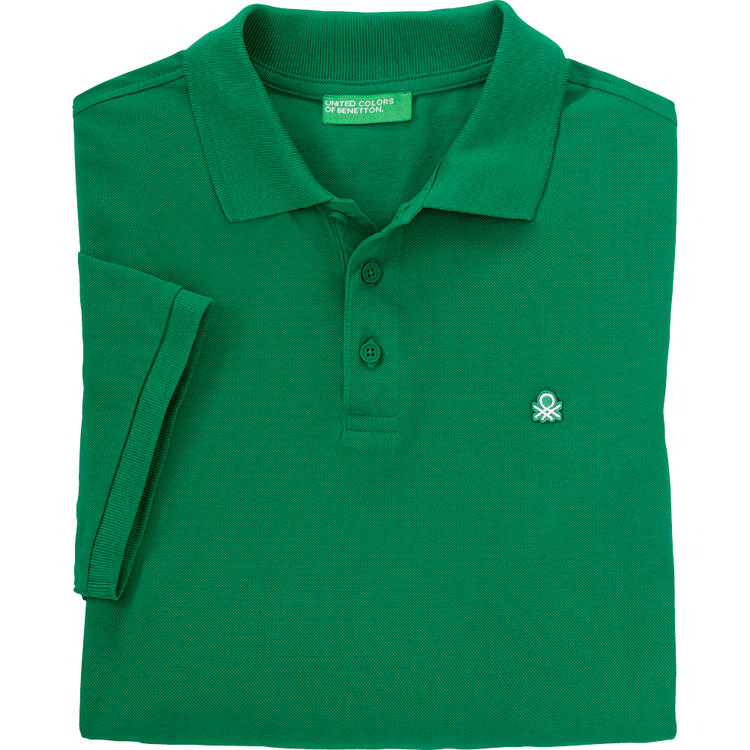 Auf diesem Bild sehen Sie Benetton Poloshirt kurzarm unisex, unifarben aus 100% Baumwolle&nbsp; in der Farbe gr�n