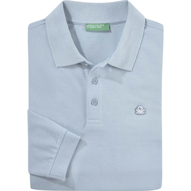 Auf diesem Bild sehen Sie Benetton Poloshirt langarm unisex, hautfreundlich aus 100% Baumwolle in der Farbe hellblau