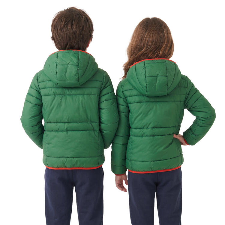 Auf diesem Bild sehen Sie Benetton Kinder Steppjacke, w�rmend und windabweisend in der Farbe gr�n