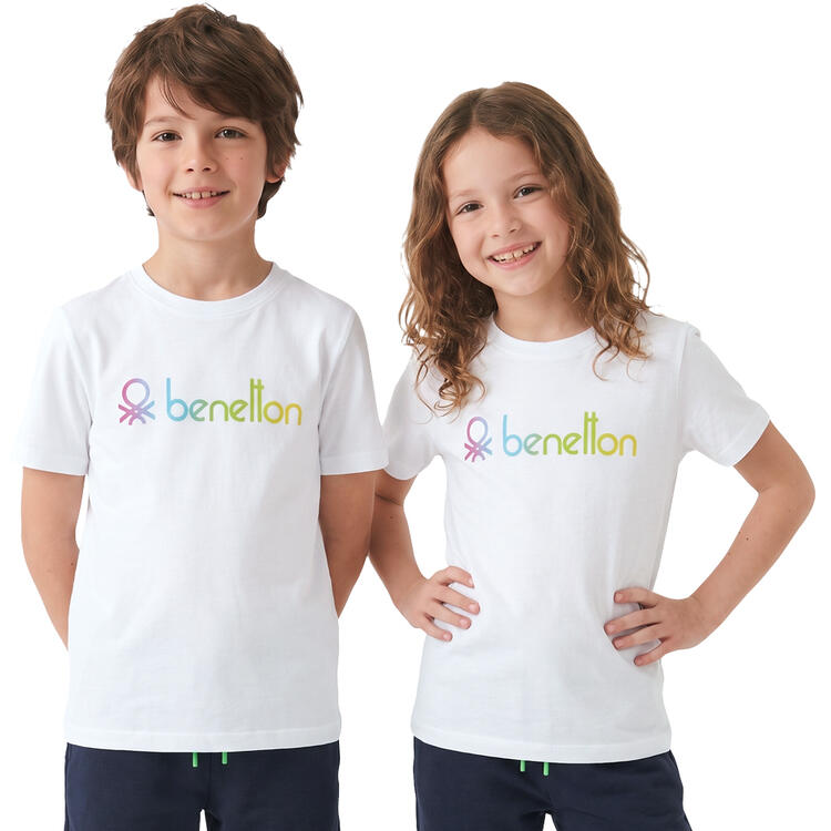 Auf diesem Bild sehen Sie Benetton 3er Pack Kinder T-Shirts in der Farbe gemischt