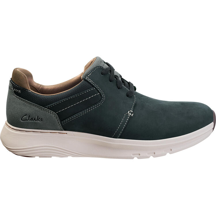 Auf diesem Bild sehen Sie Clarks Lederschuhe in der Farbe blau